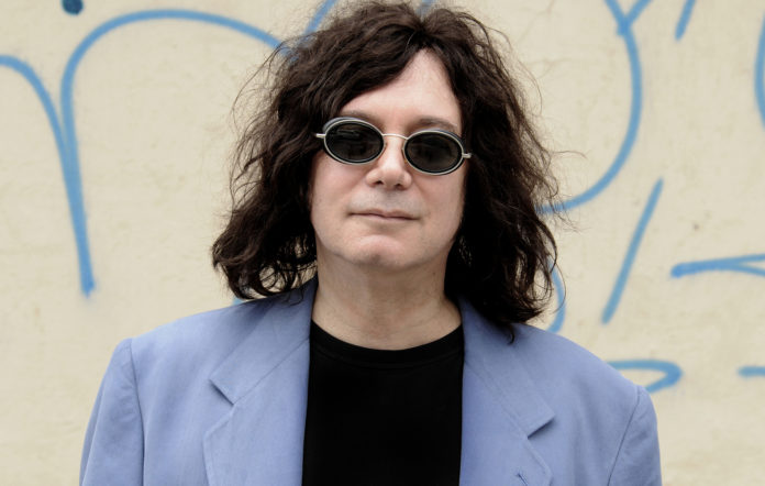 Διάσημος τραγουδιστής πέθανε από κορονοϊό!