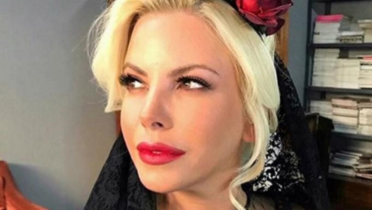 Συγκλονίζουν τα λόγια της Αντελίνας Βαρθακούρη! «Ο γιατρός μου είπε “εσύ, το παιδί! Δεν ξέρω ποιον μπορώ να σώσω”»