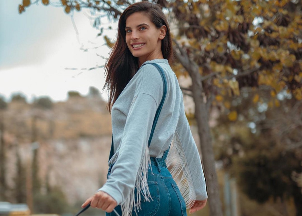 Η Χριστίνα Μπόμπα βγήκε από το σπίτι μετά τη λήξη της καραντίνας [pic]