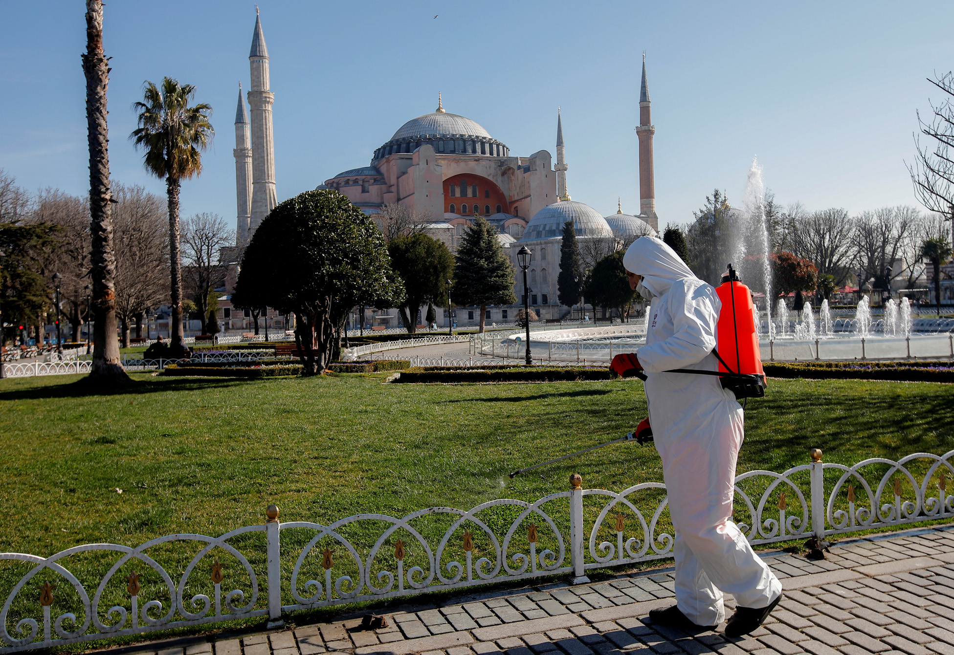 Θερίζει και στην Τουρκία ο κορονοϊός! 44 νεκροί και πάνω από 1.800 κρούσματα