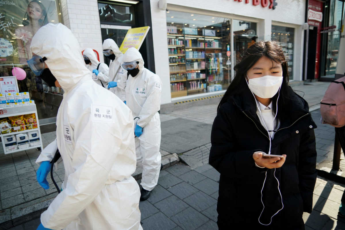 Νότια Κορέα: Πάνω από 500 κρούσματα για 2η συνεχόμενη μέρα – Φόβοι για κορεσμό των νοσοκομείων