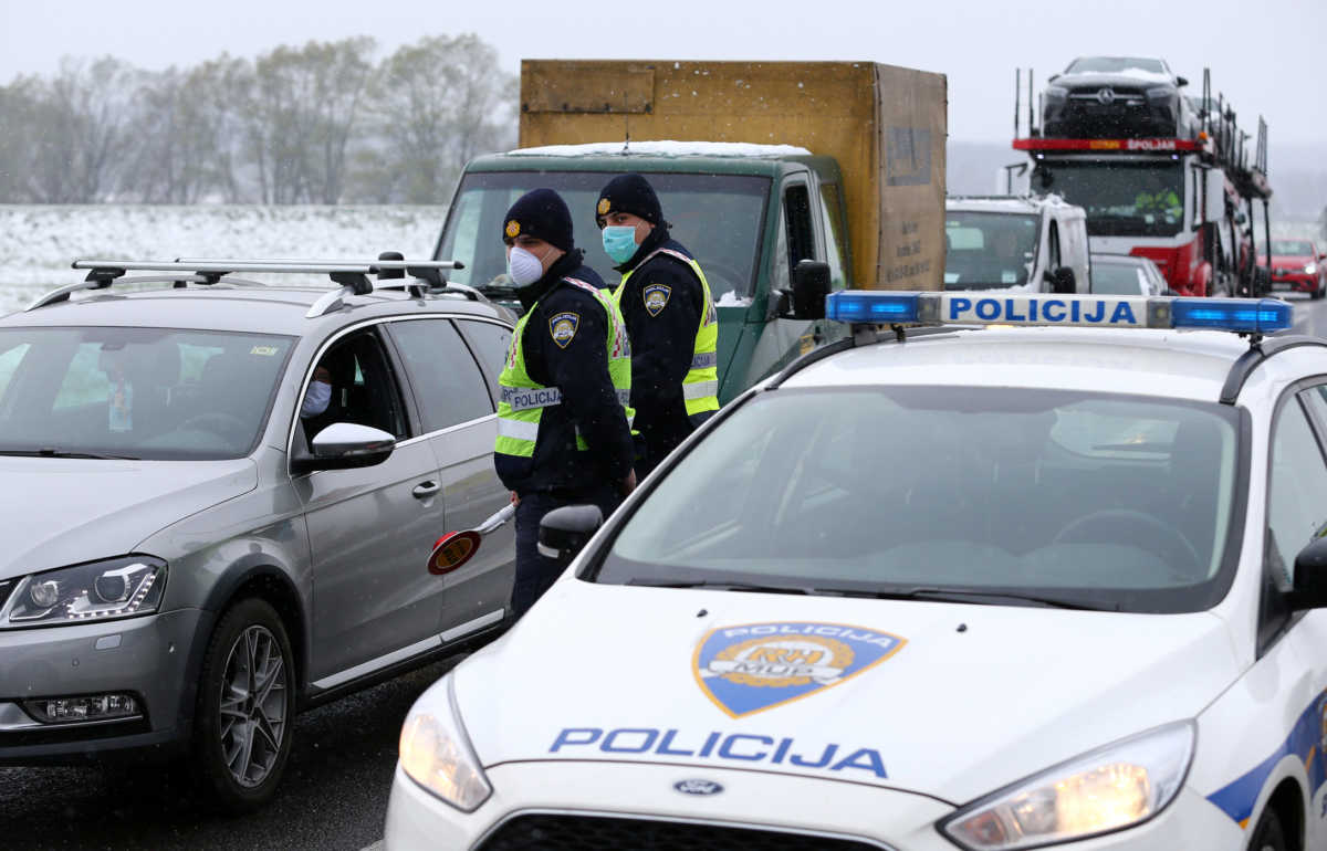 Τεστ για τον κορονοϊό χωρίς να βγουν από το αυτοκίνητο στην Κροατία