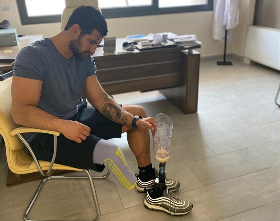 Ετεοκλής Παύλου: Ραγίζουν καρδιές οι φωτογραφίες και το μήνυμά του -«Άντεξα ένα χρόνο μέσα στο νοσοκομείο…»