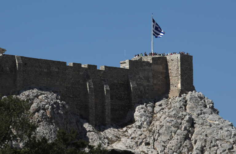 Εγκώμια FAZ για Ελλάδα: «Στην πανδημία οι Έλληνες ένιωσαν ότι ανήκουν στις χώρες πρότυπο»