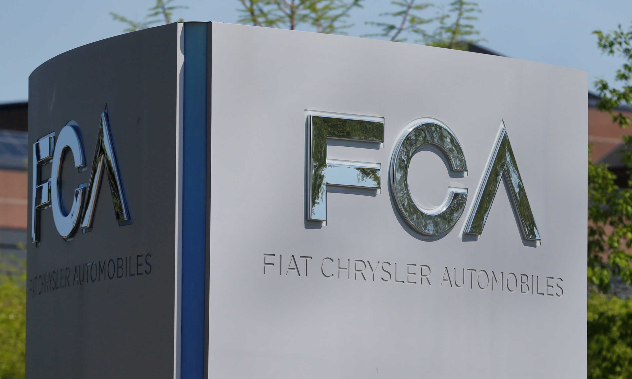 Κορονοϊός: Η Fiat Chrysler θα παράγει προστατευτικές μάσκες