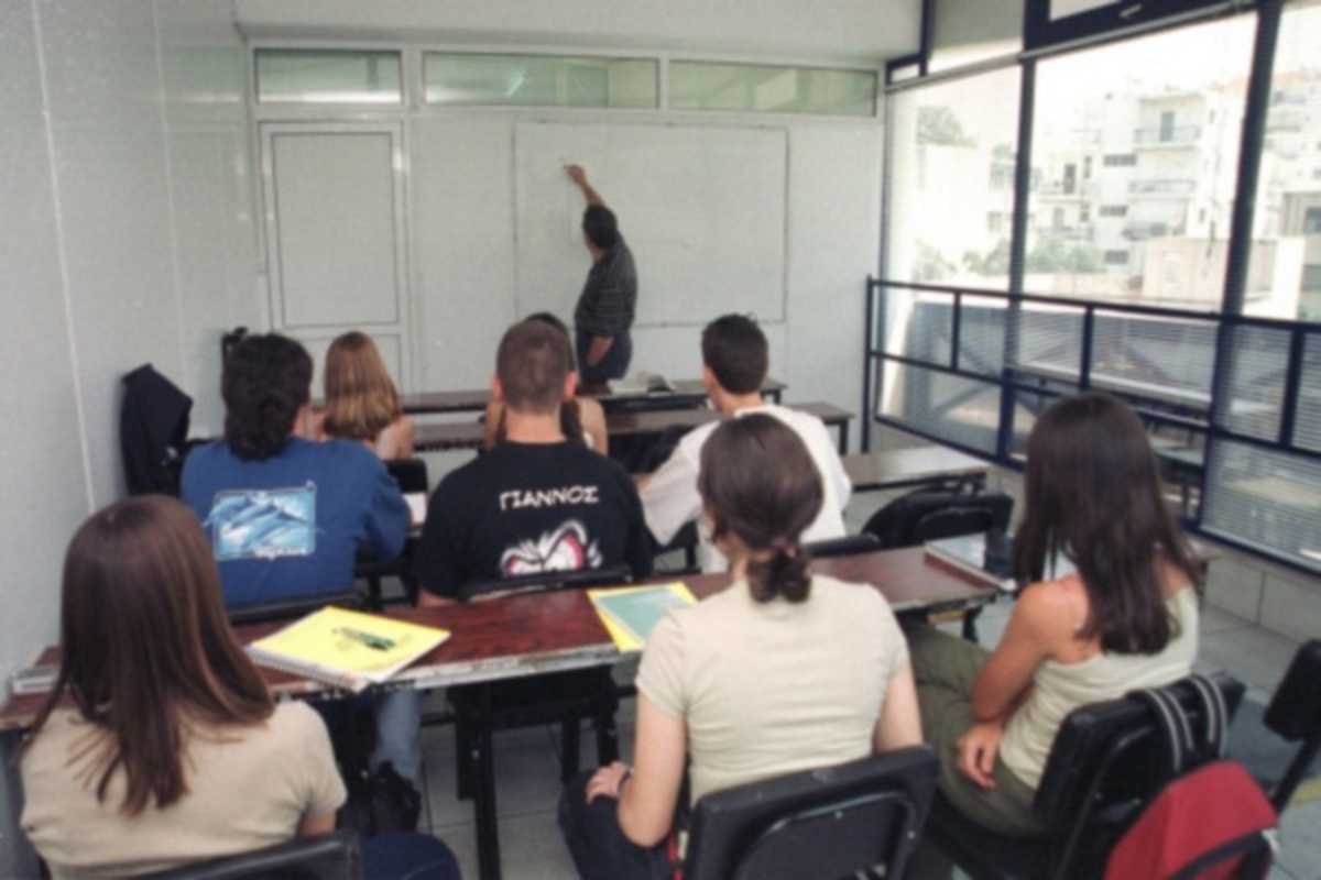 Κορονοϊός: Συνελήφθη ιδιοκτήτρια οικοδιδασκαλείου γιατί άνοιξε παραβιάζοντας την απαγόρευση