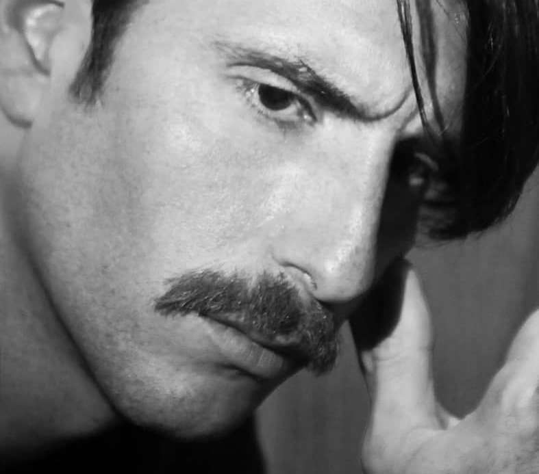 Άγριες Μέλισσες: Το μήνυμα του “Μελέτη”,  μετά την αναστολή των γυρισμάτων λόγω κορονοϊού!