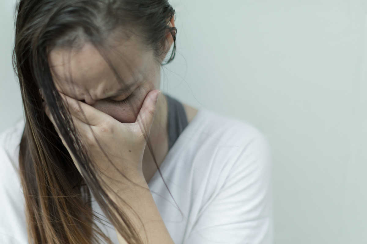 Κορονοϊός και ενδοοικογενειακή βία: Η άλλη όψη του νομίσματος από τον εγκλεισμό στο σπίτι
