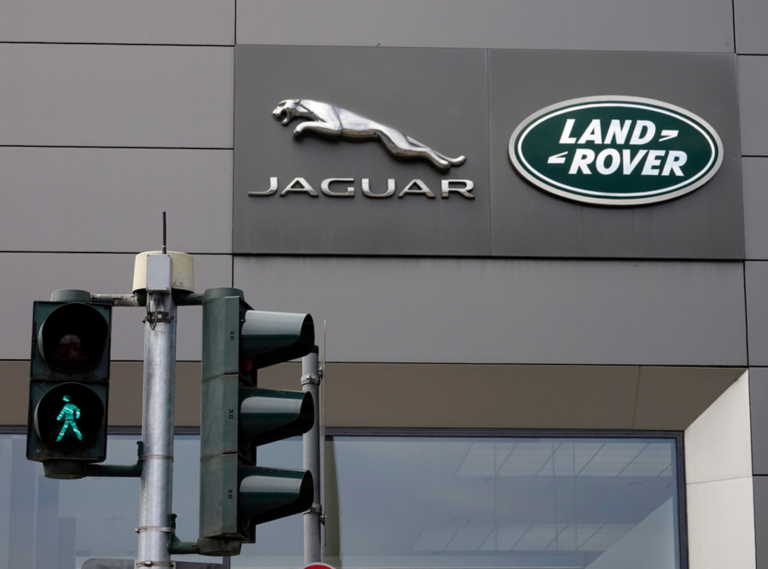 Κορονοϊός: Κλείνουν εργοστάσια Jaguar, Land Rover, Bentley