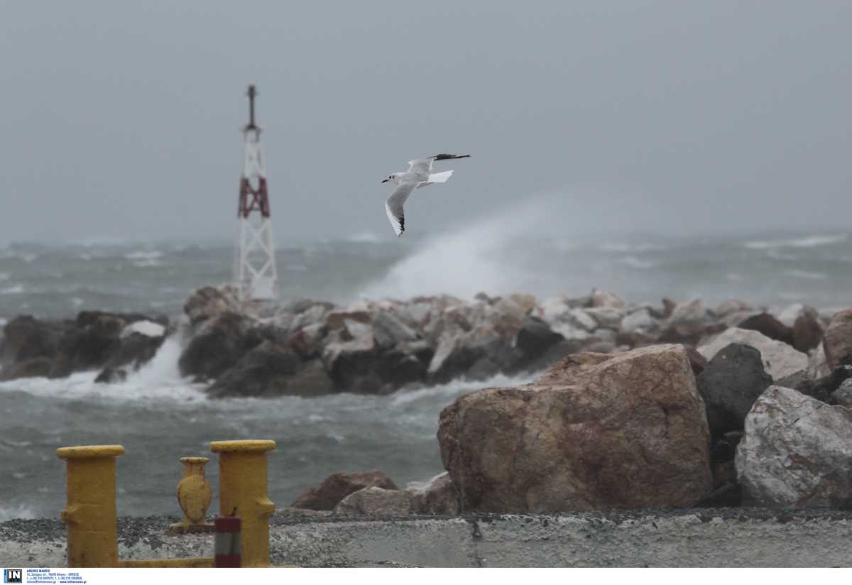 Καιρός meteo: Πού θα πέσουν τις επόμενες ώρες βροχές και καταιγίδες