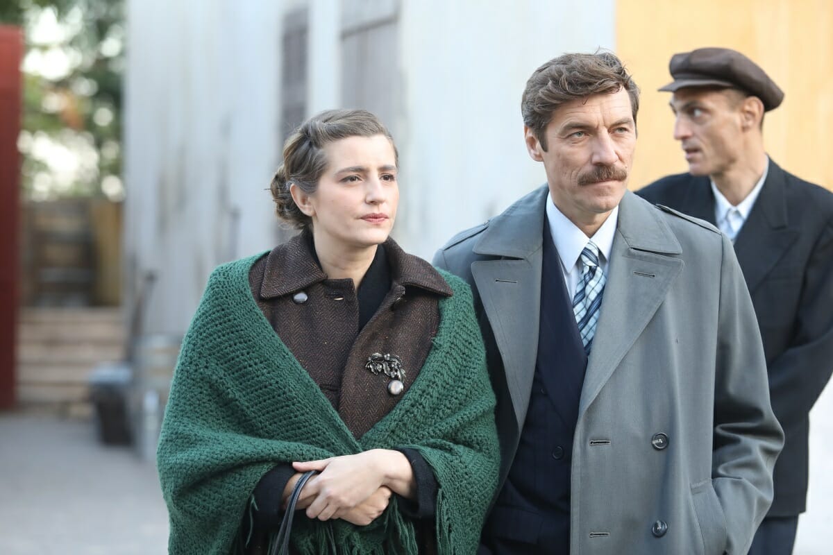 Η ιδιαίτερη στιγμή Ελένης – Κυπραίου στις Άγριες Μέλισσες που μπορεί να αλλάξει τα πάντα! Τι θα κάνει ο Λάμπρος;