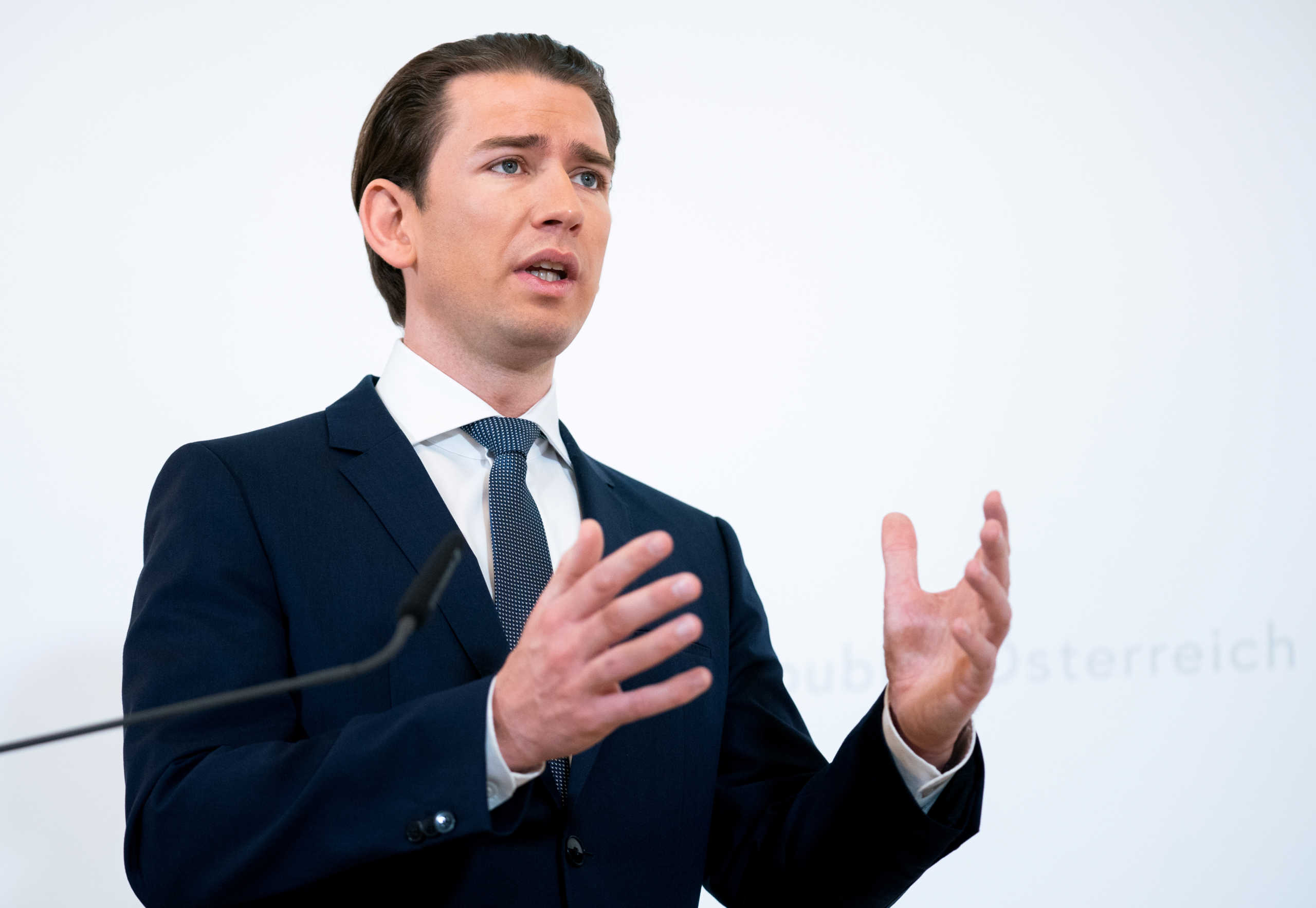 Αυστρία: Υποχωρεί η δημοτικότητα του Σεμπάστιαν Κουρτς – Πτώση και για το Λαϊκό Κόμμα