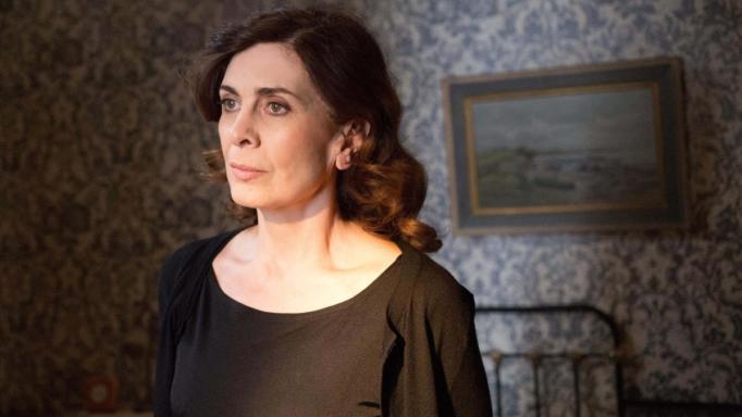 Η Μυρσίνη τα παίζει όλα για όλα με την Δρόσω στις Άγριες Μέλισσες!