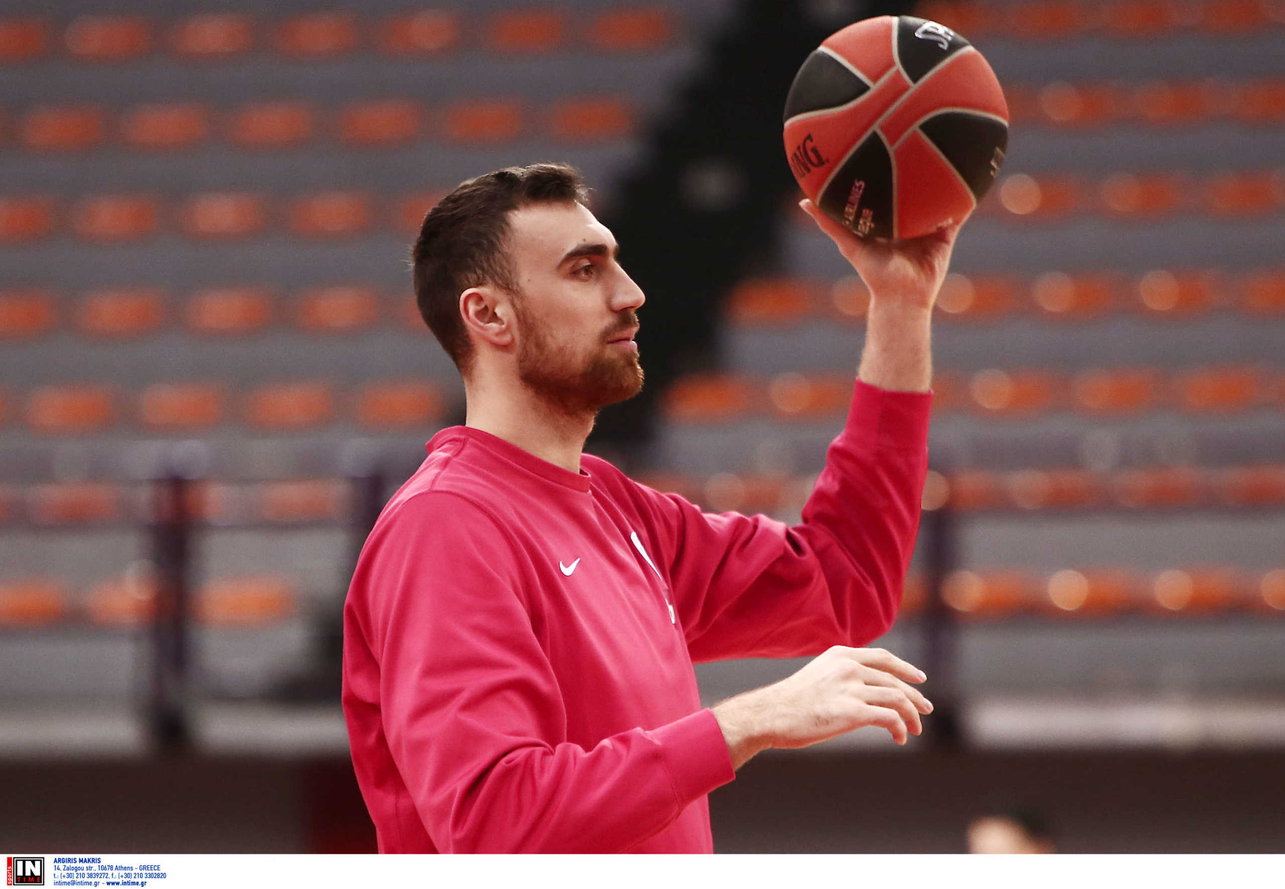 Ολυμπιακός – Νίκολα Μιλουτίνοφ στο Aegean Ball Festival: «Επίπονη η αποχώρηση του Βεζένκοφ – Από τους καλύτερους στην Ευρώπη ο Φαλ»
