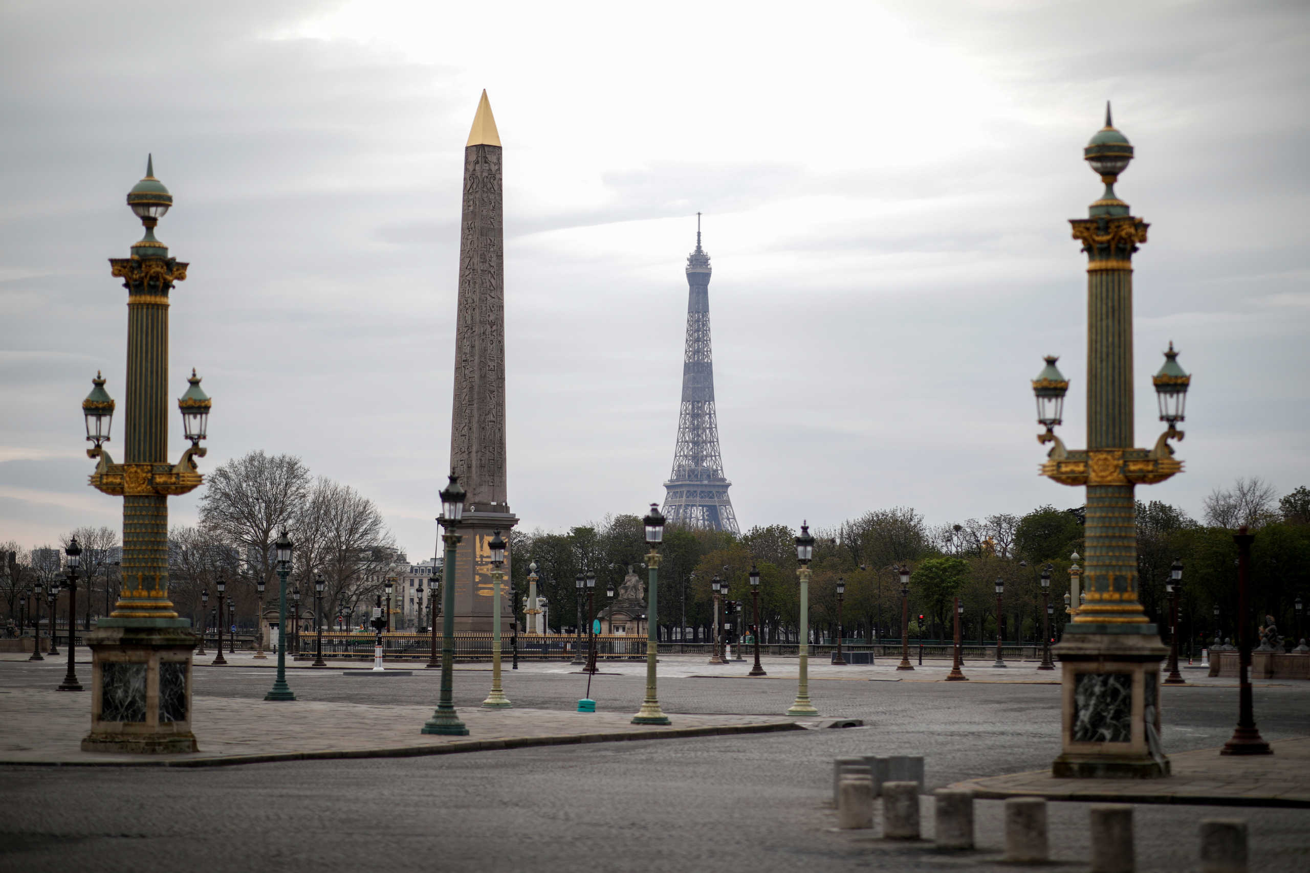 A view shows an empty Place de la Concord in Paris as a lockdown is imposed to slow the rate of the coronavirus disease (COVID-19) spread in France, March 22, 2020. REUTERS
