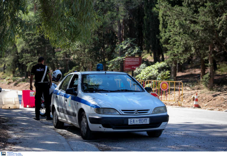 Κρήτη: Έπεσε νεκρός στο χωράφι του! Στο σημείο ασθενοφόρο και αστυνομικοί