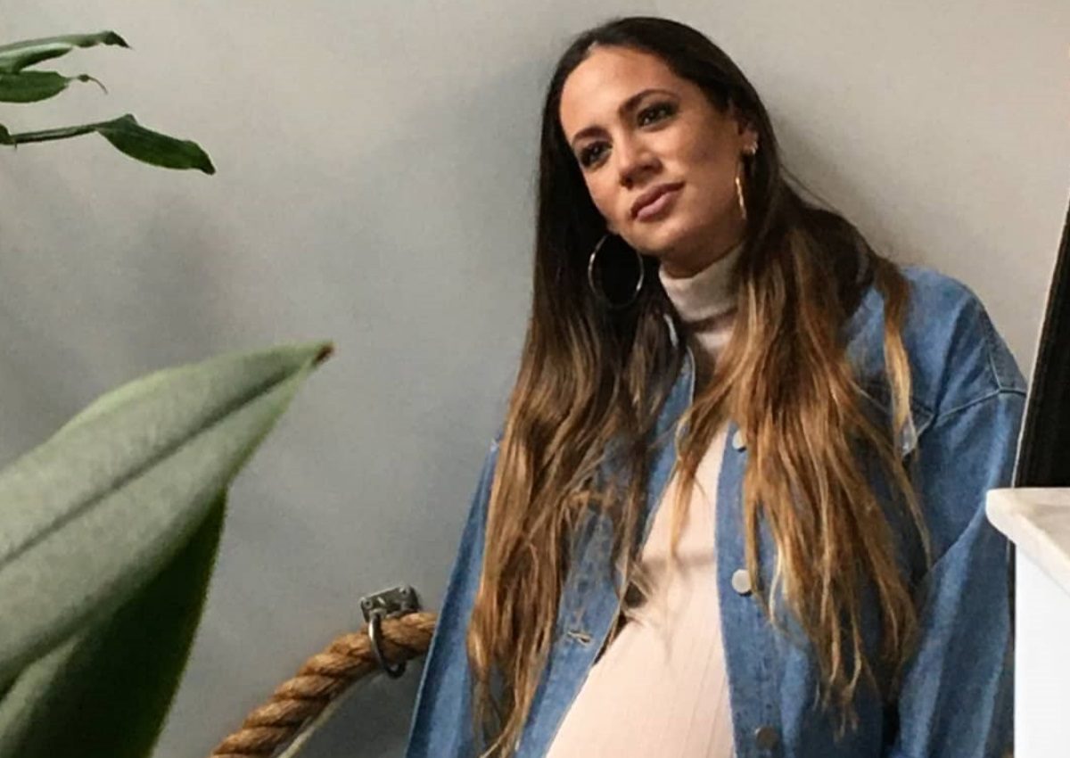 Μάντη Περσάκη: Λίγο πριν γεννήσει μιλά στο TLIFE για τις δυσκολίες που αντιμετωπίζουν οι ευπαθείς ομάδες λόγω κορονοϊού