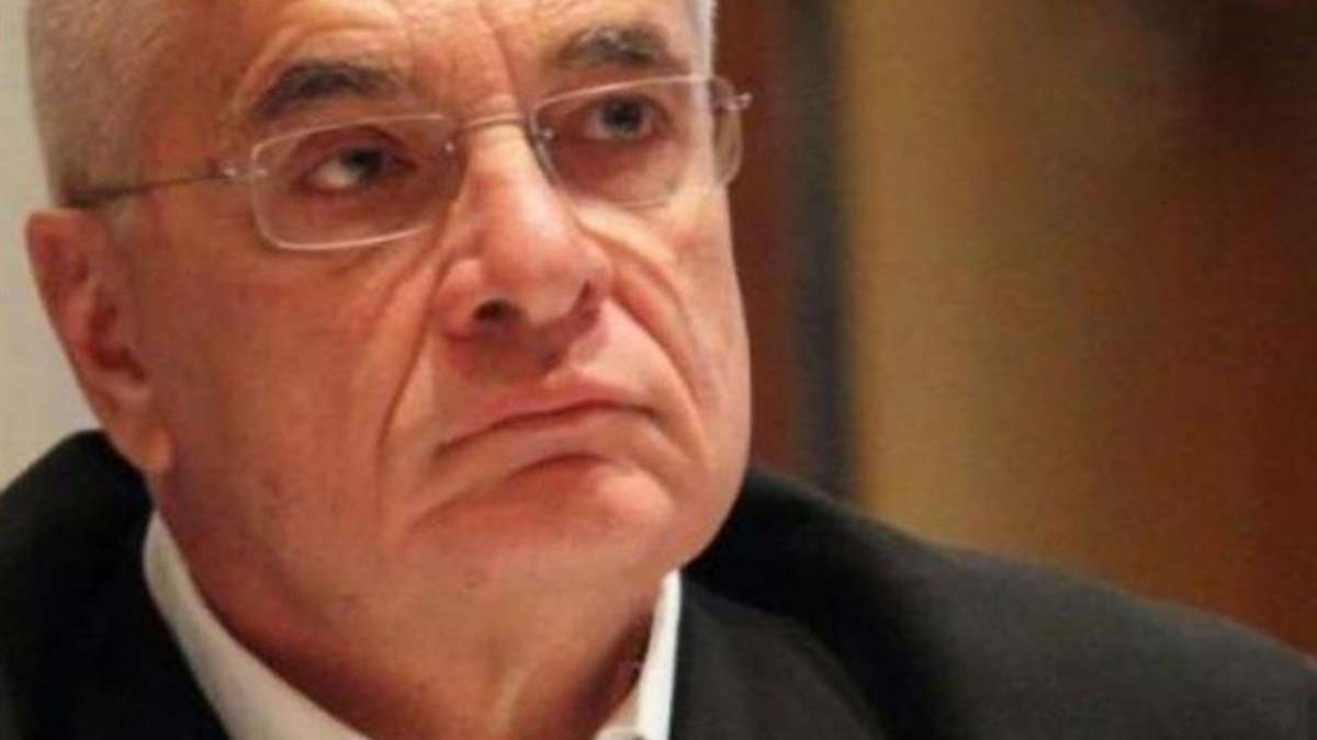 Ο Γιάννης Πρετεντέρης επιστρέφει στο Mega