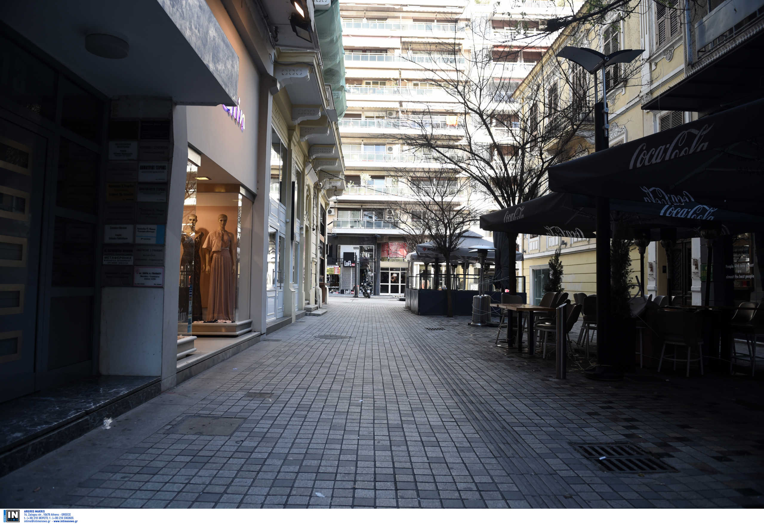 Κορονοϊός: Άνοιξε το μαγαζί του για εργασίες, αθωώθηκε και κάθεται ξανά στο εδώλιο