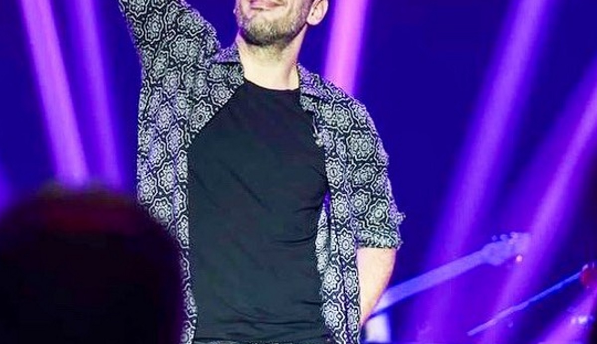 Γνωστός Έλληνας τραγουδιστής βγήκε θετικός στον κορονοϊό!
