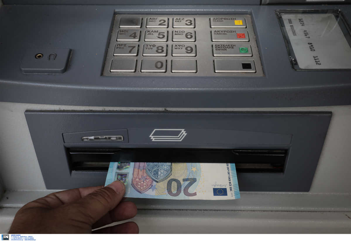 Οι τράπεζες διευκρινίζουν: Κανένας περιορισμός στην αναλήψη μετρητών