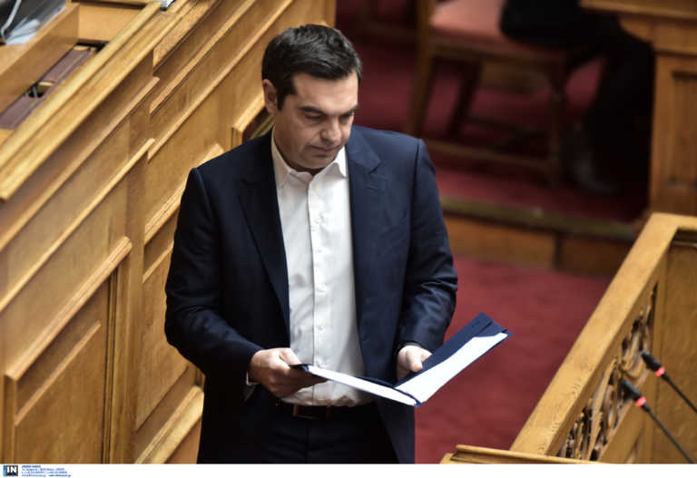 Τσίπρας σε Μητσοτάκη: Έλα να ψηφίσουμε μαζί την τροπολογία ΣΥΡΙΖΑ για την α’ κατοικία