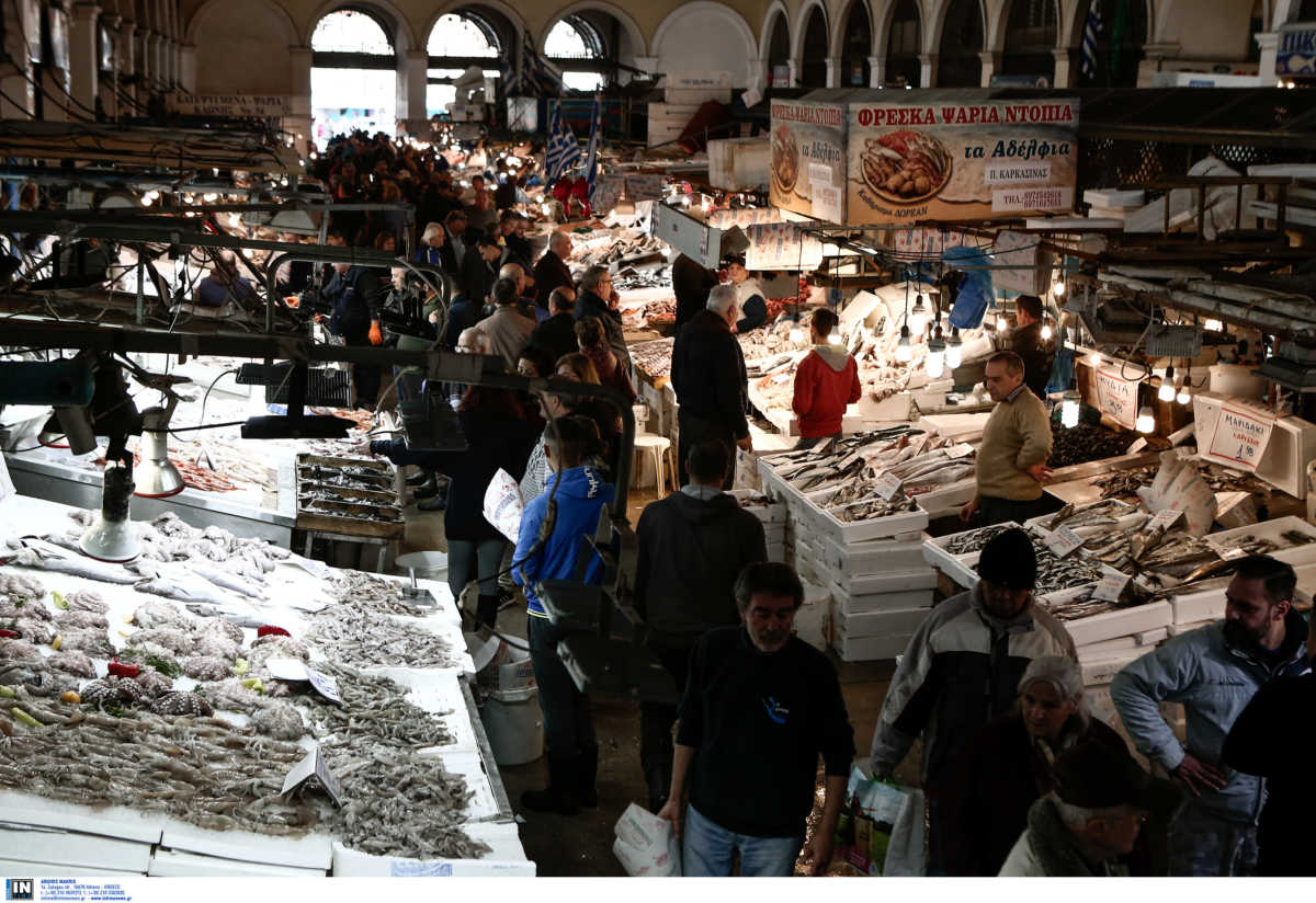 Κορονοϊός: Τα μέτρα προστασίας στην Βαρβάκειο αγορά
