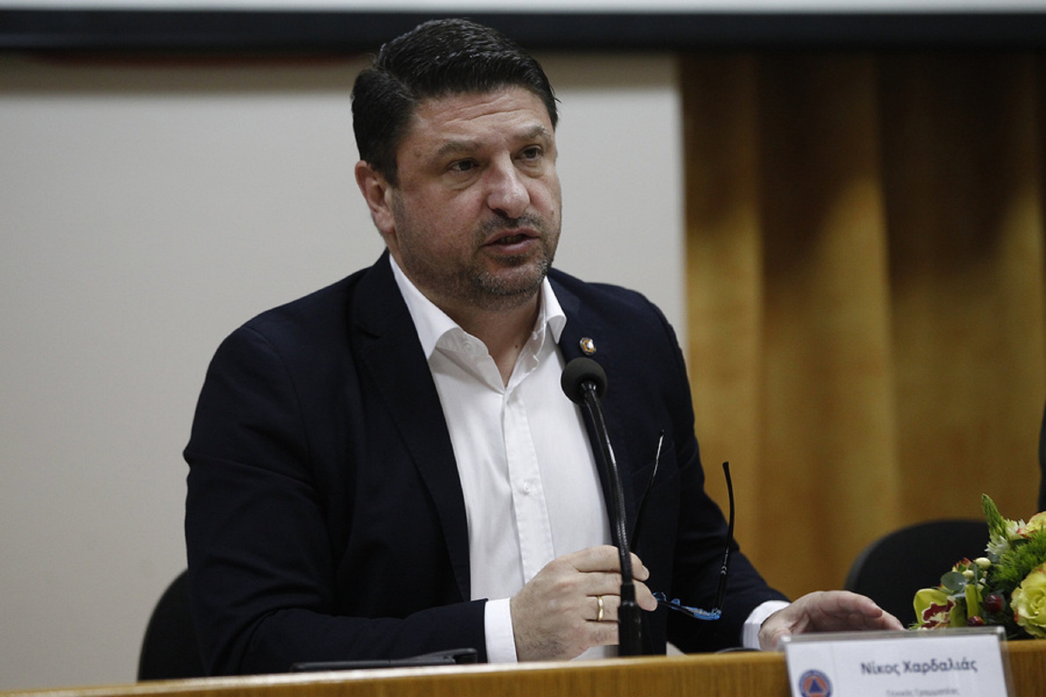 Ο  Γενικός Γραμματέας Πολιτικής Προστασίας Νίκος Χαρδαλιάς μιλάει σε συνέντευξη Τύπου στις εγκαταστάσεις του Ενιαίου Συντονιστικού Κέντρου Επιχειρήσεων (ΕΣΚΕ) του Πυροσβεστικού Σώματος, στην παρουσίαση των Γενικών Σχεδίων με την κωδική ονομασία Εγκέλαδος για την Αντιμετώπιση Εκτάκτων Αναγκών και Άμεση