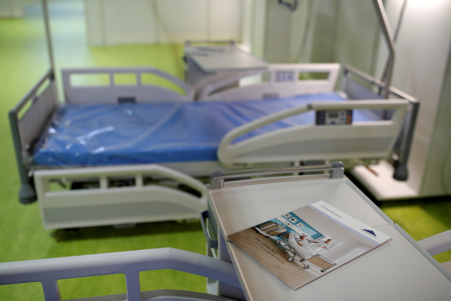 Γερμανία: Ετοιμάζονται για το νέο κύμα κορονοϊού! Άδειες αίθουσες γίνονται νοσοκομεία
