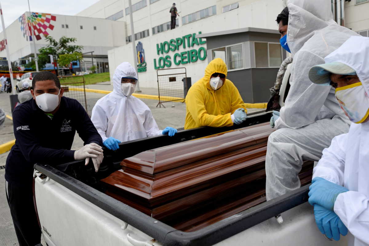 Ισημερινός: 300% περισσότεροι θάνατοι από κορονοϊό και τις τραγικές ελλείψεις στα νοσοκομεία
