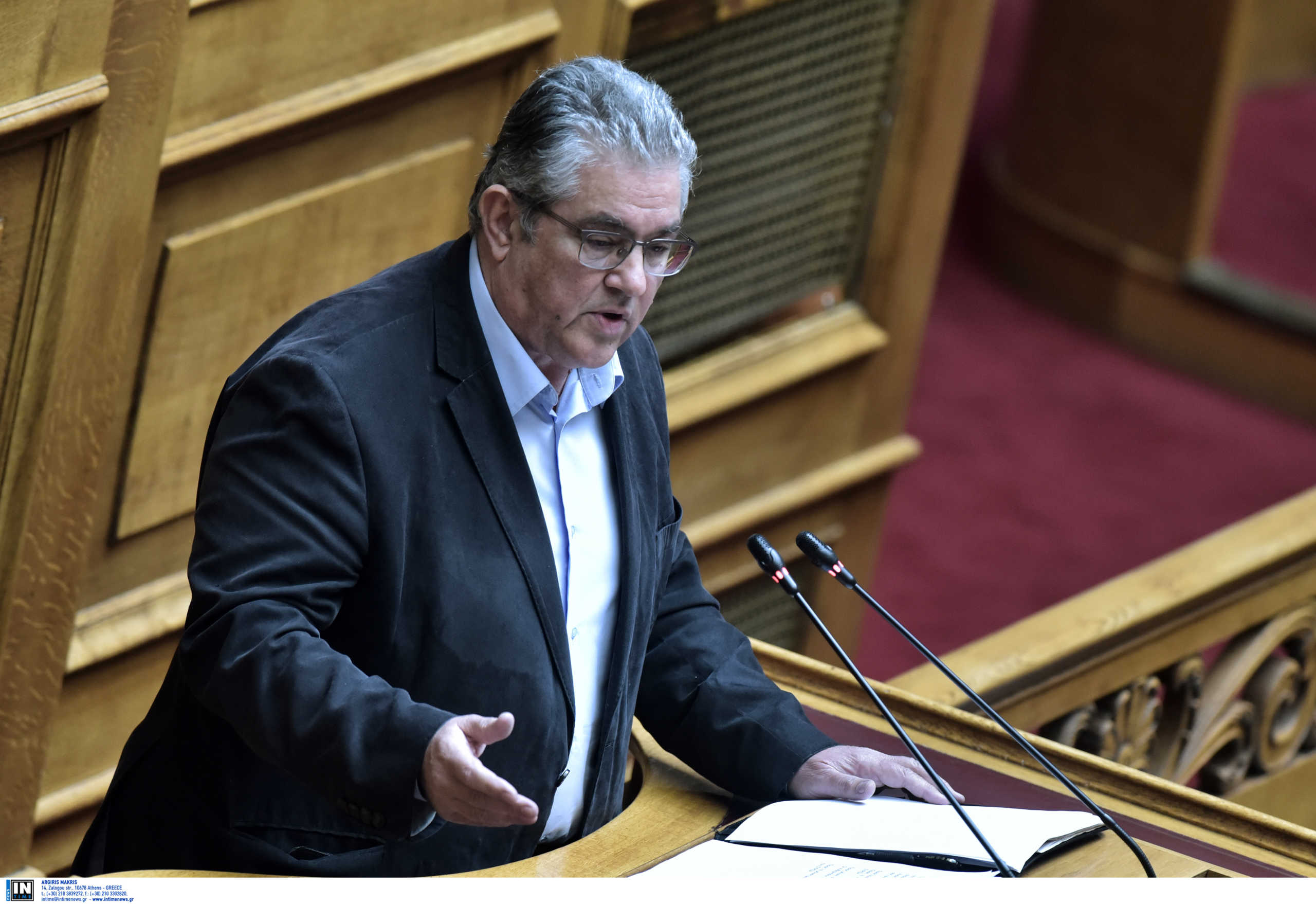 Ìüíç óõæÞôçóç êáé øÞöéóç åðß ôçò áñ÷Þò, ôùí Üñèñùí êáé ôïõ óõíüëïõ ôïõ ó÷åäßïõ  íüìïõ ôïõ Õðïõñãåßïõ Õãåßáò: «Êýñùóç á) ôçò áðü 25.2.2020 Ð.Í.Ð. "Êáôåðåßãïíôá ìÝôñá áðïöõãÞò êáé ðåñéïñéóìïý ôçò äéÜäïóçò êïñùíïúïý" (Á´ 42), â) ôçò áðü 11.3.2020 Ð.Í.Ð. "Êáôåðåßãïíôá ìÝôñá áíôéìåôþðéóçò ôùí áñíçôéêþí óõíåðåéþí ôçò åìöÜíéóçò ôïõ êïñùíïúïý COVID-19 êáé ôçò áíÜãêçò ðåñéïñéóìïý ôçò äéÜäïóÞò ôïõ" (Á´ 55) êáé ã) ôçò áðü 14.3.2020 Ð.Í.Ð. "Êáôåðåßãïíôá ìÝôñá áíôéìåôþðéóçò ôçò áíÜãêçò ðåñéïñéóìïý ôçò äéáóðïñÜò ôïõ êïñùíïúïý COVID-19" (Á´ 64)».
ÅÉÓÇÃÇÔÅÓ:  ÅõÜããåëïò ËéÜêïò êáé Néêüëáïò ÐáððÜò.
