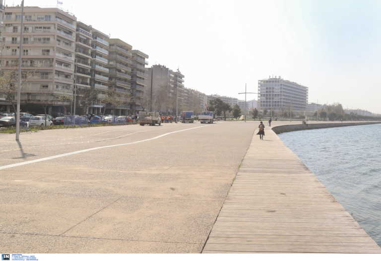 Δεν είναι πρωταπριλιάτικο ψέμα: Έρημη η Νέα Παραλία Θεσσαλονίκης – Πρόστιμα τις ώρες της απαγόρευσης