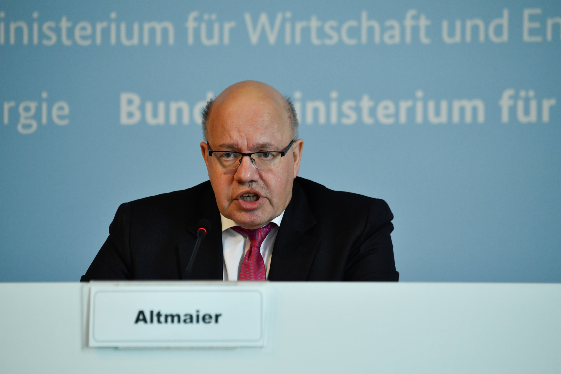 Γερμανία: Υπό όρους η κρατική βοήθεια στις επιχειρήσεις λέει ο ΥΠΟΙΚ, Πέτερ Αλτμάιερ