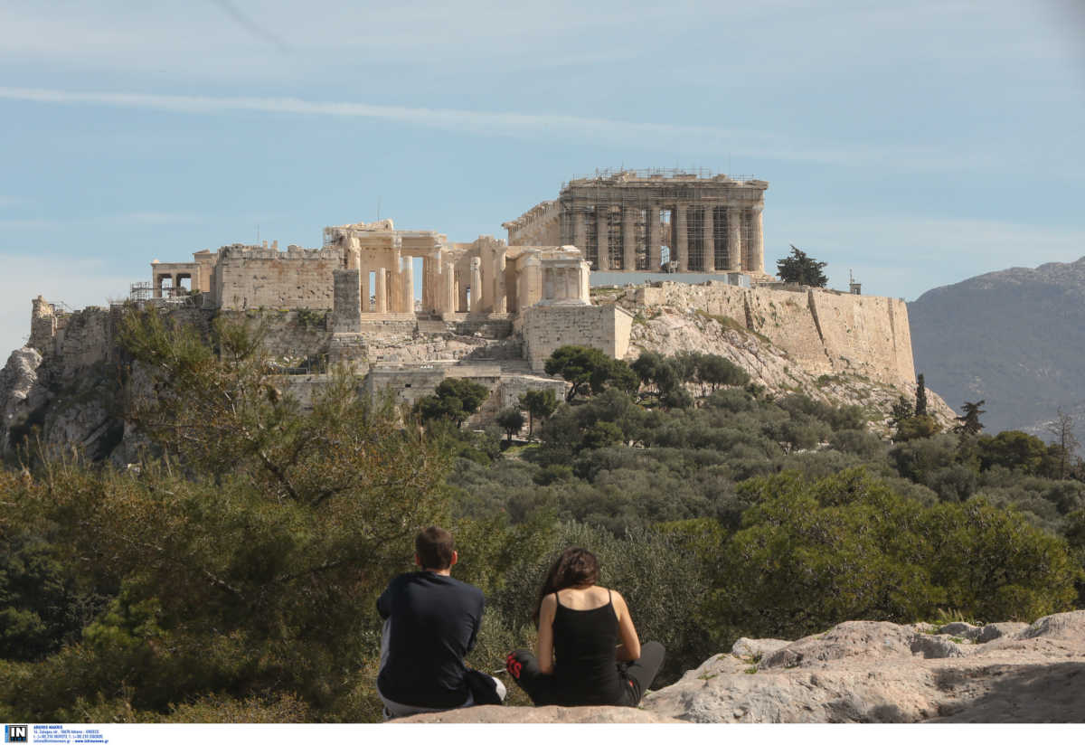 Κορονοϊός: Η απαγόρευση κυκλοφορίας μείωσε την ατμοσφαιρική ρύπανση στην Αθήνα