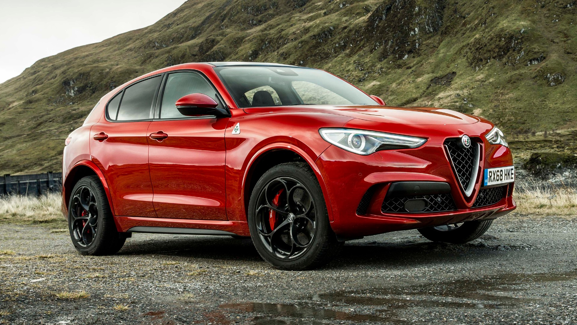 Η Alfa Romeo απορρίπτει μια έκδοση GTA για την Stelvio