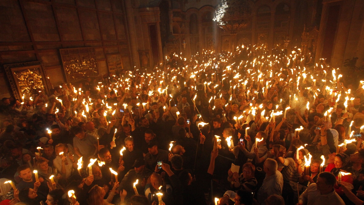 Τηλεοπτικός οδηγός με τις Ιερές Ακολουθίες της Μεγάλης Εβδομάδας και του Πάσχα
