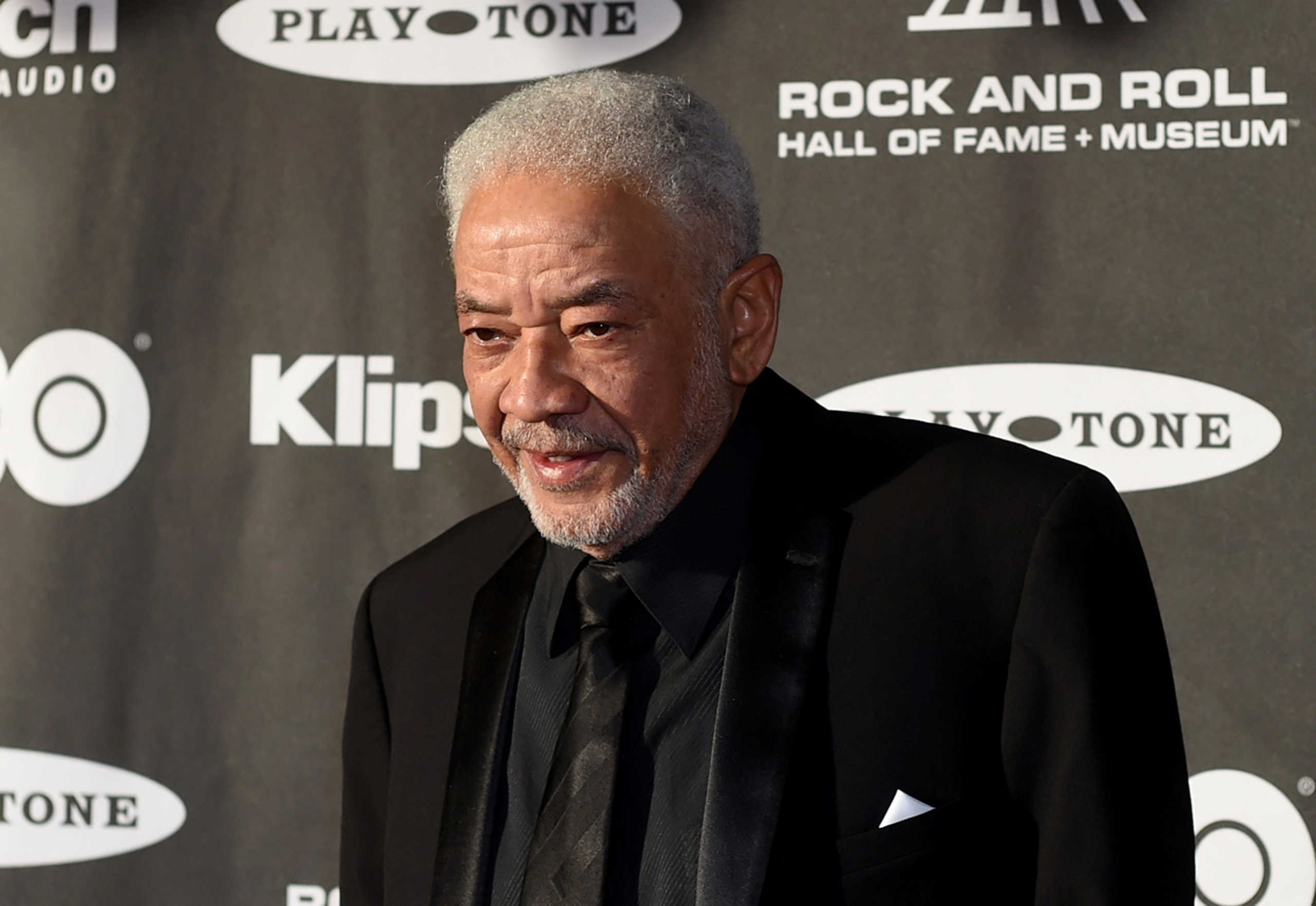 FILE PHOTO: Inductee Bill Withers arrives ahead of the 2015 Rock and Roll Hall of Fame Induction Ceremony in Cleveland, Ohio April 18, 2015. REUTERS