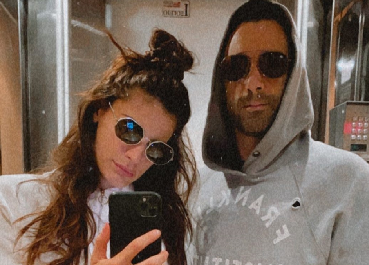 Σάκης Τανιμανίδης – Χριστίνα Μπόμπα: Στην λαίκή αγορά για τα τελευταία ψώνια πριν το Πάσχα!