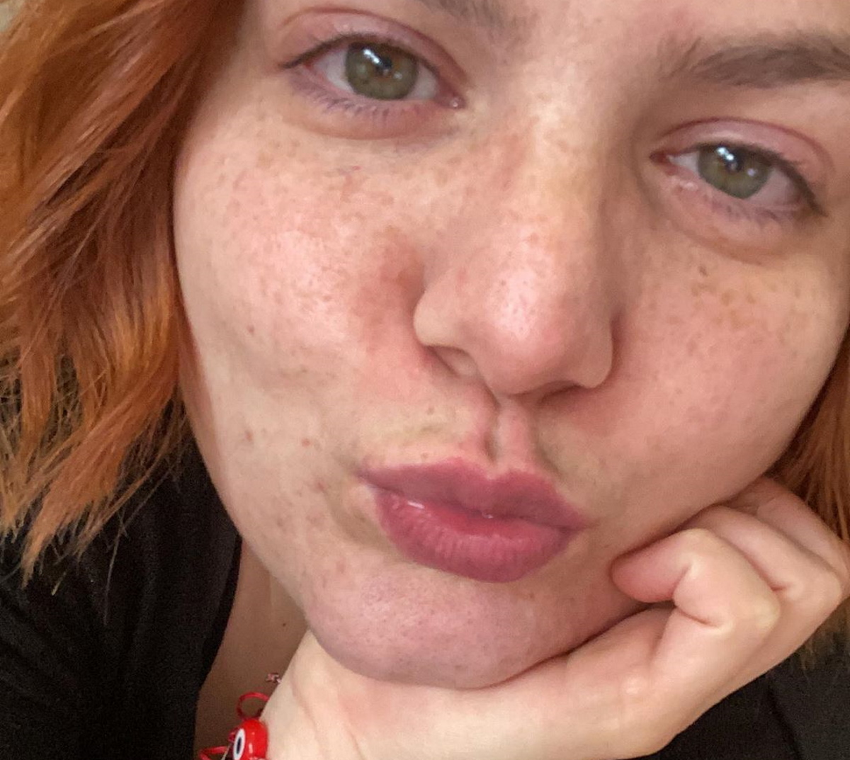 Δανάη Μπάρκα: Η κατάσταση της υγείας της, αφού αποκάλυψε ότι έχει τα συμπτώματα του κορονοϊού!