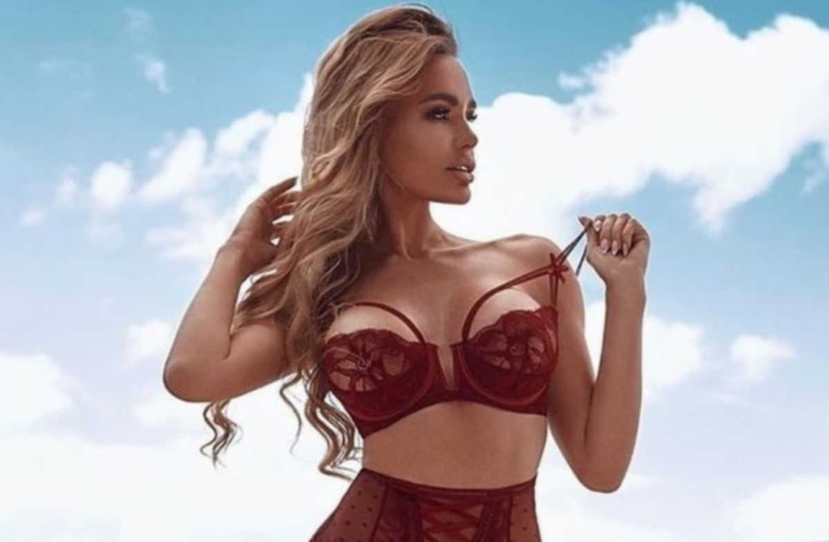 Με τις σέξι φωτογραφίες της Dasha Mart θα ξεχάσεις ακόμα και την καραντίνα!