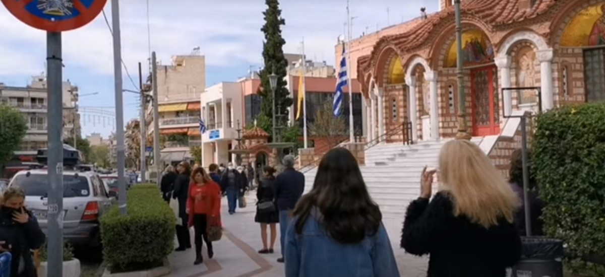 “Απαγορευμένο” Πάσχα – Προσαγωγές ιερέων, ουρές σε Εκκλησίες, εντάσεις και “κλεφτοπόλεμος” (pics, video)