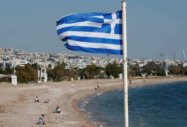 Le Figaro: «Η Ελλάδα, από μαύρο πρόβατο, καλός μαθητής της Ευρώπης» – Υπόκλιση σε Τσιόδρα