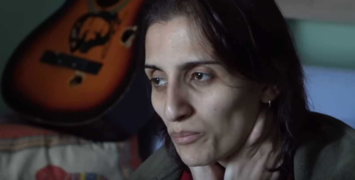 Πέθανε η τραγουδίστρια Χελίν Μπολέκ ύστερα από 288 ημέρες απεργίας πείνας (βίντεο)