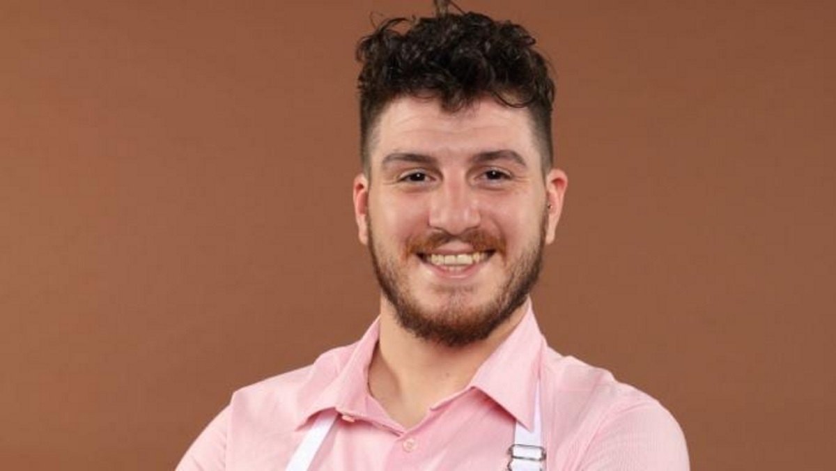 Ο Ηρακλής από το MasterChef υπερασπίζεται την Κατερίνα Λένη και δικαιολογεί τη στάση της