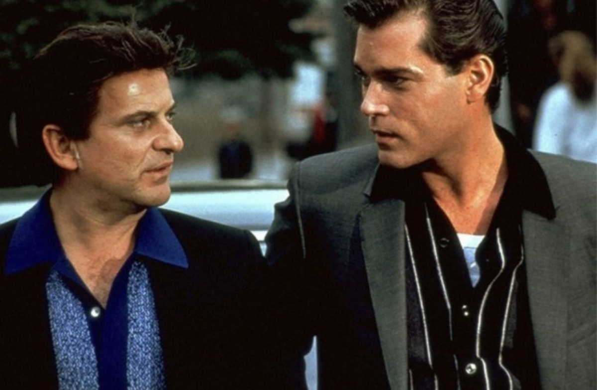 Αυτό είναι το πουκάμισο που θα χρειαστείς το φετινό καλοκαίρι