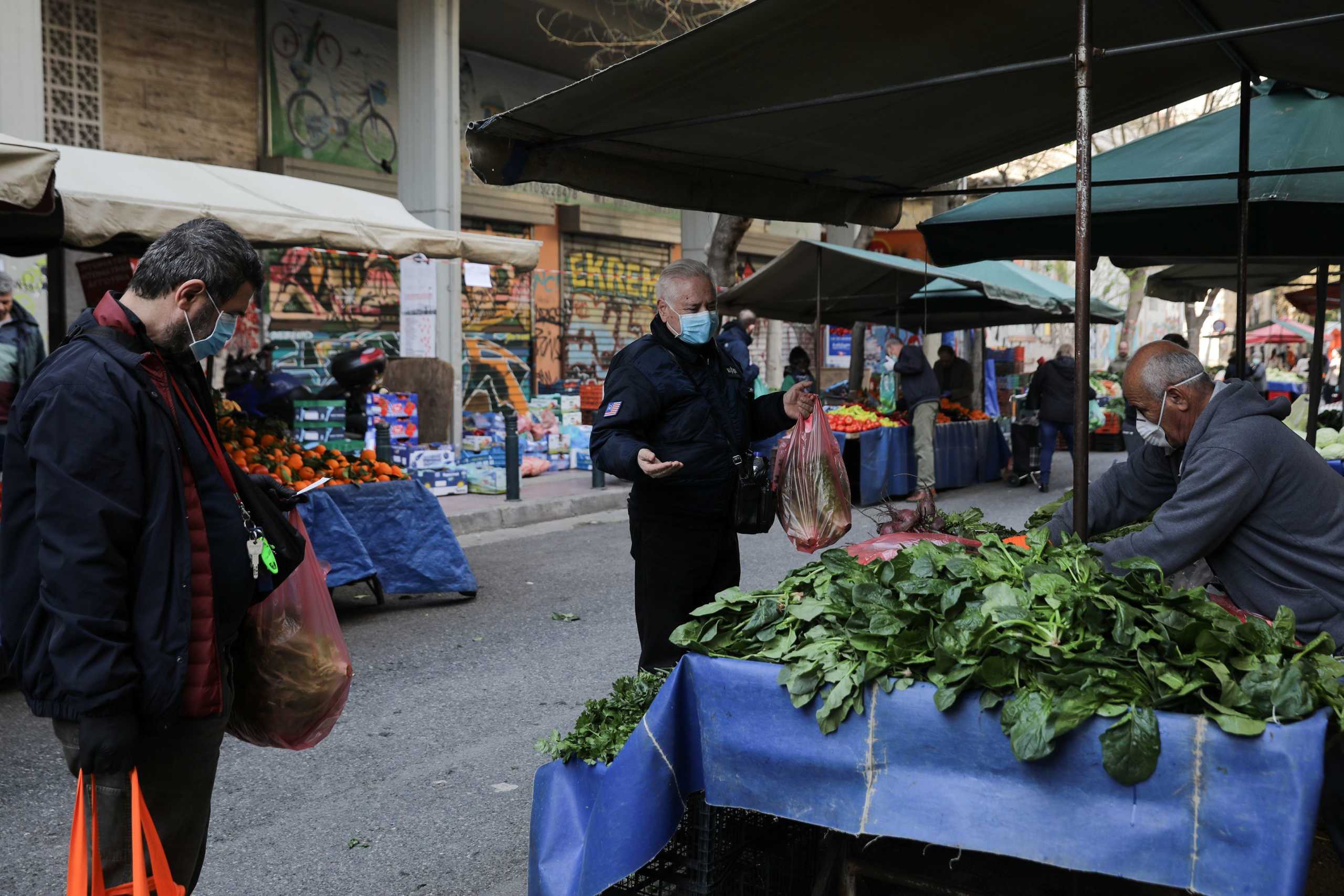 Σύψας για κορονοιό: Δεν είμαστε ούτε στα μισά του ημιχρόνου