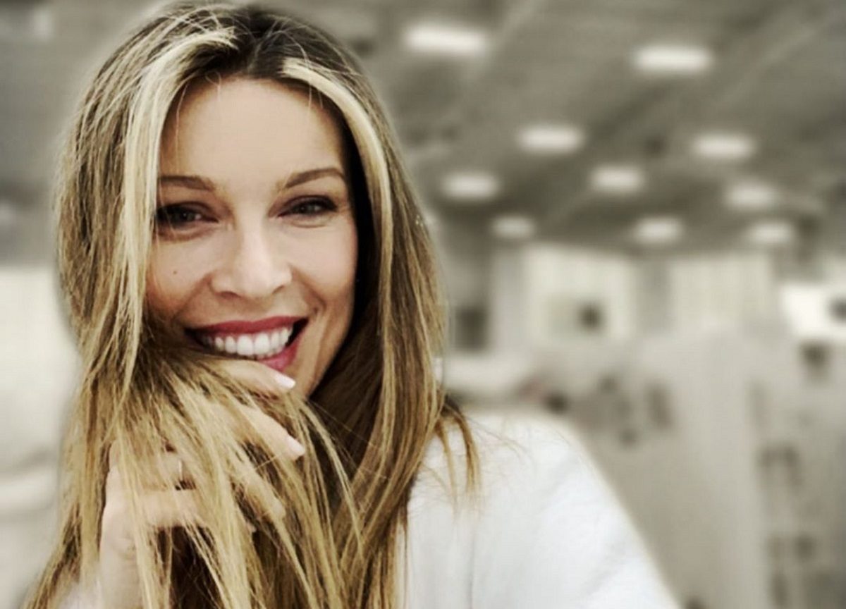 Μαριέττα Χρουσαλά: Ραντεβού στο… σαλόνι με τον σύζυγό της [pic]