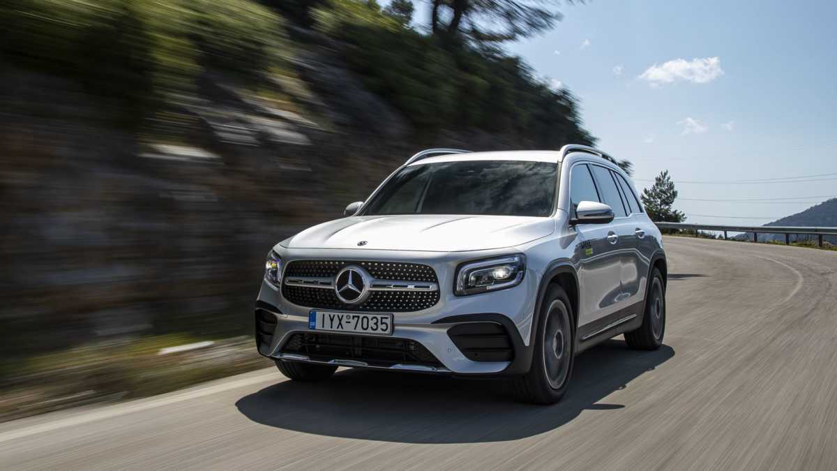 Mercedes-Benz GLB: Δοκιμάζουμε το νεότερο «αστέρι» στα SUV [pics]