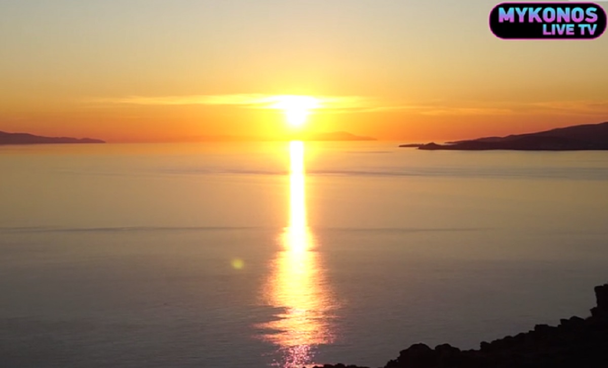 Μύκονος: Το ηλιοβασίλεμα που έγινε viral! Όταν η φύση ζωγραφίζει (Βίντεο)