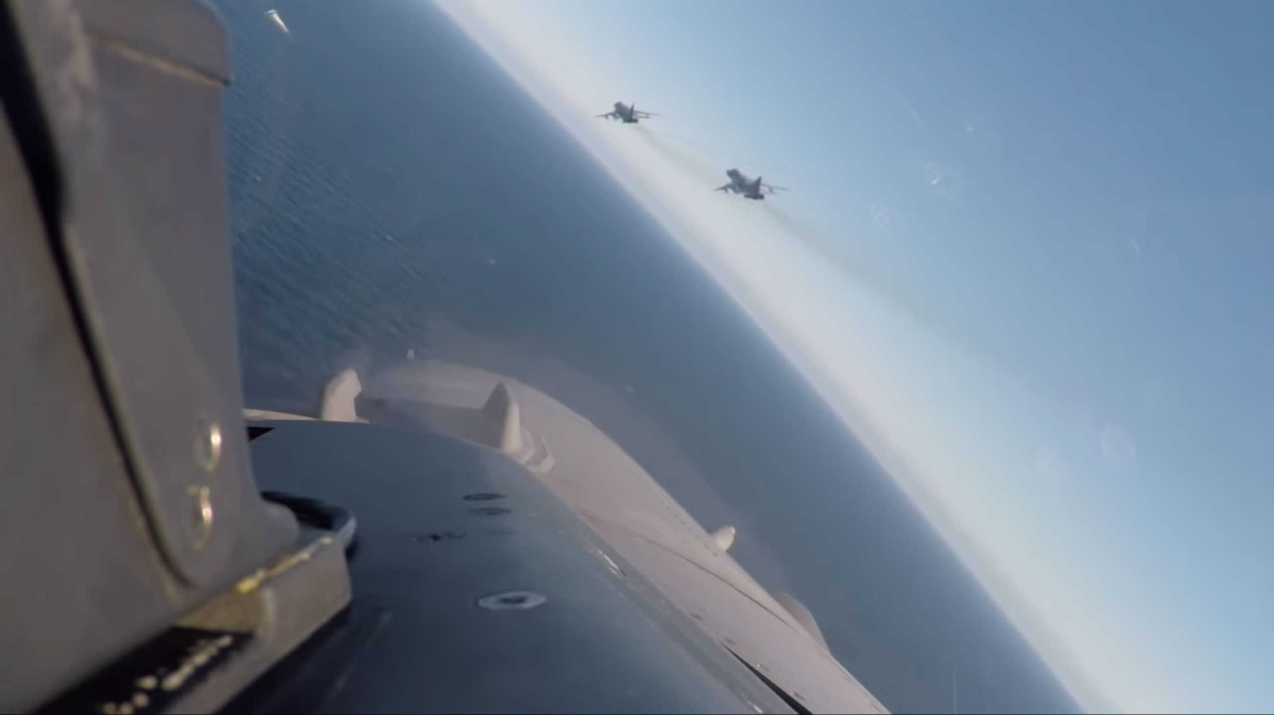 F-16 του ΝΑΤΟ σε “αερομαχίες” με οπλισμένα ρωσικά αεροσκάφη πάνω από τη Βαλτική (vid)